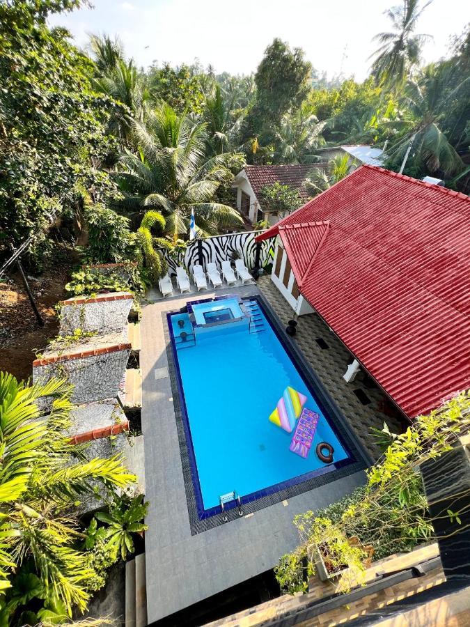 Secret Garden Hotel Hikkaduwa Esterno foto