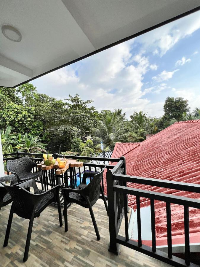 Secret Garden Hotel Hikkaduwa Esterno foto